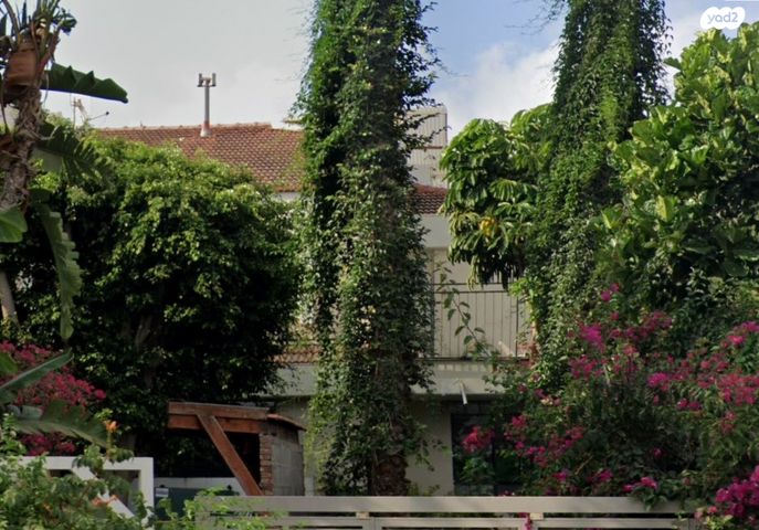 דו משפחתי, אלוף דוד, רמת חן, רמת גן