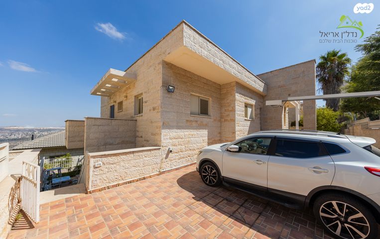 בית פרטי/ קוטג', השקד 17, אריאל