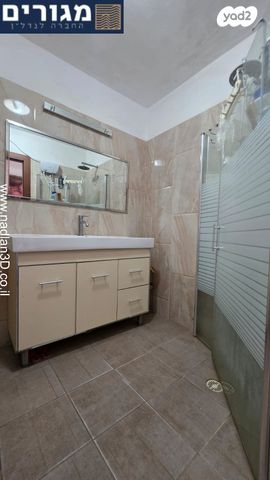 דירה, החיננית, שער העליה, חיפה