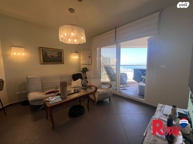 דירה, דרך בן גוריון 99, דרום מערב ותיק, בת ים