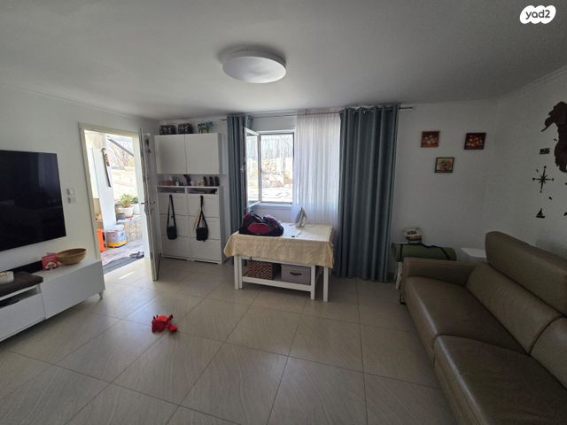 דו משפחתי, זמיר, מעוף, ערד