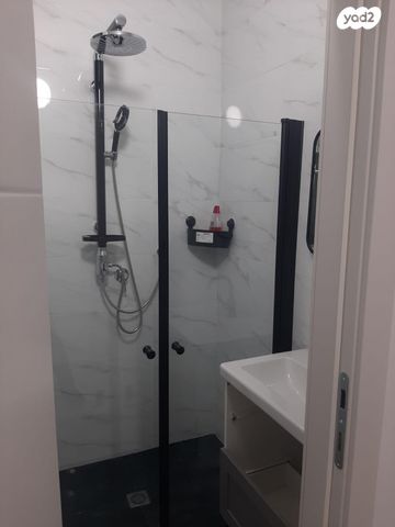 דירה, הלפר, הגבול רוטשילד, בת ים