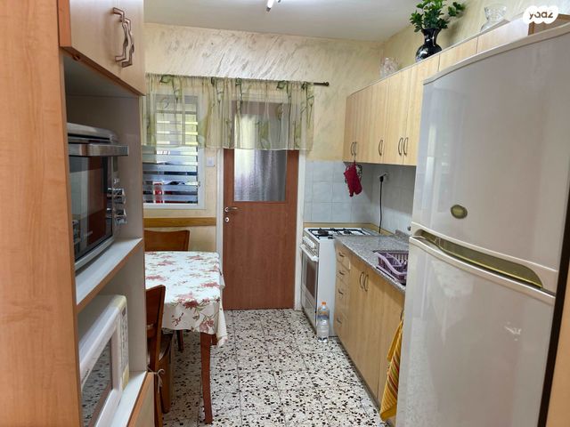 דירה, אשכולות, הגליל, כרמיאל