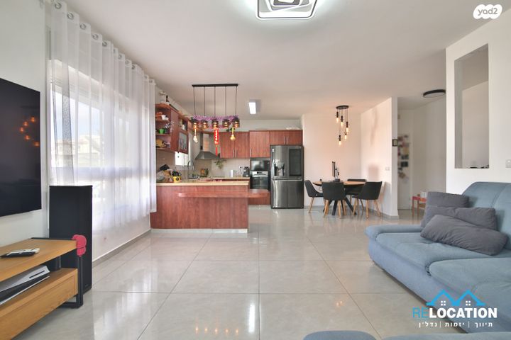 נוף הכרמל 44