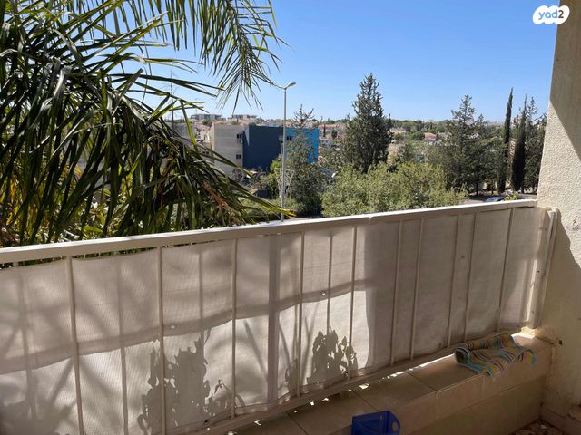 דירה, אשכולות, הגליל, כרמיאל