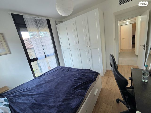 דירה, הרא"ה 240, אזור הבילויים, רמת גן