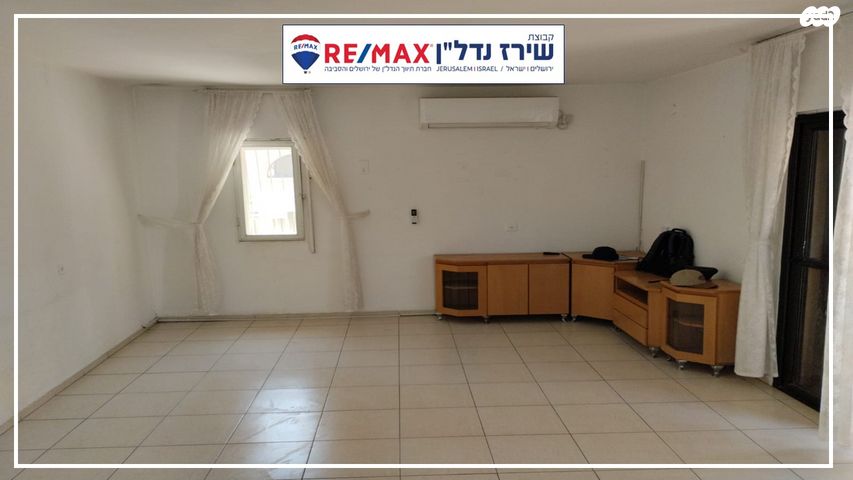 דירה, עליית הנוער 42, רמות, ירושלים