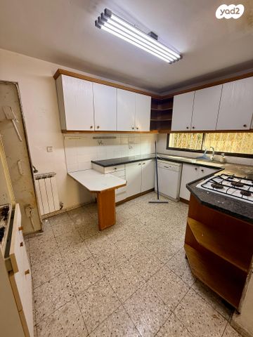 דו משפחתי, כרמיאל