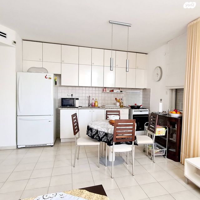 דרך בן גוריון 200