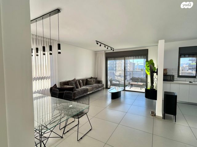 דירה, יעל רום, רובע יזרעאל סביוני העמק, עפולה