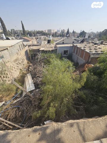 דו משפחתי, רמב"ן 42, שכונה ד', באר שבע