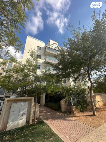 אהובה עוזרי 5