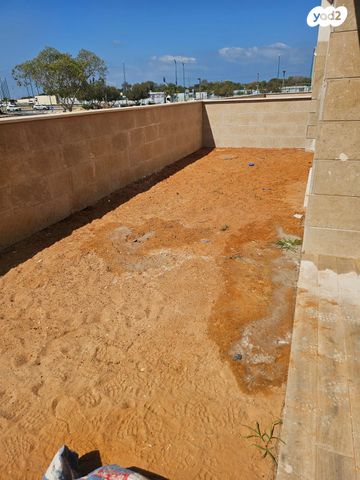 דירת גן, חרובים, קרית ים