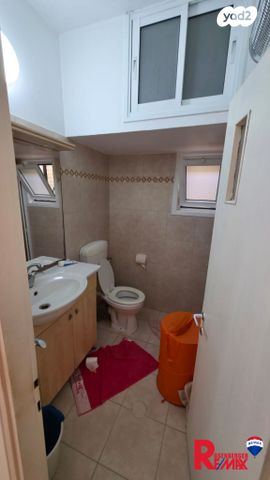 דירה, י"א באדר 8, מרכז, קרית עבודה, חולון