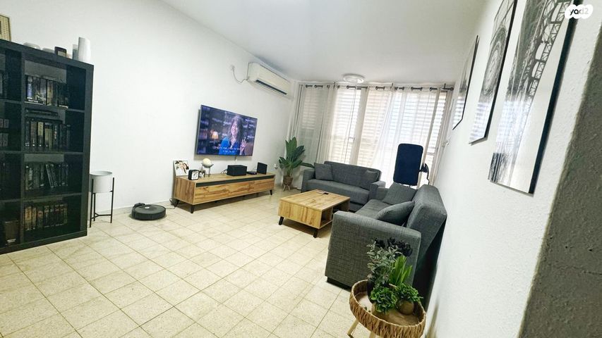 דירה, הרב יצחק הלוי מברדיצ'ב 4, קרית נורדאו, נתניה