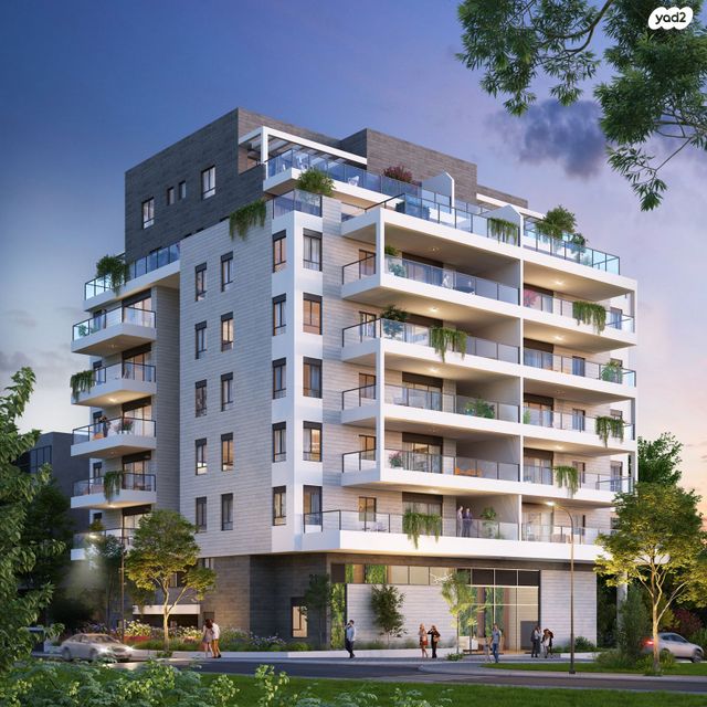 הרב הלפרין 1