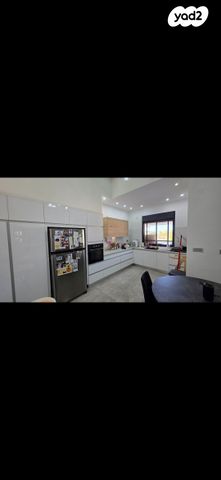 בית פרטי/ קוטג', ניצן, מורד ההר, שלומי