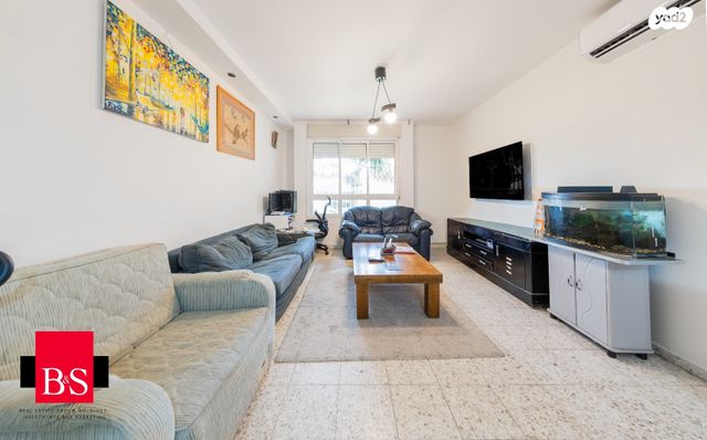 דירה, שדרות גולדה מאיר 21, קרית נורדאו, נתניה