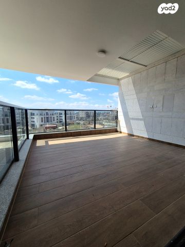 דירה, דוכיפת, גבעת אלונים, קרית אתא