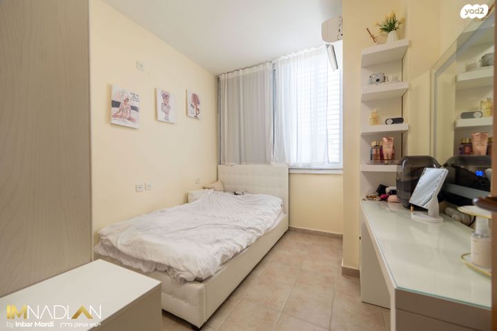 דירה, בנימין מינץ, שיכון מפ"ם, פתח תקווה