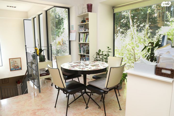 דירת גן, הגדוד העברי, קטמון הישנה, ירושלים