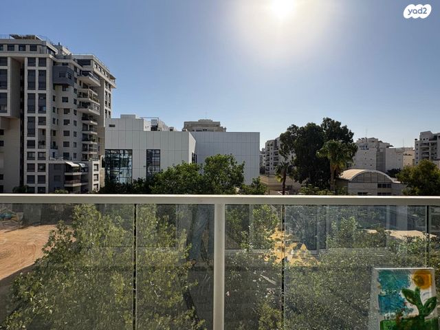 דירה, נווה גן, רמת השרון