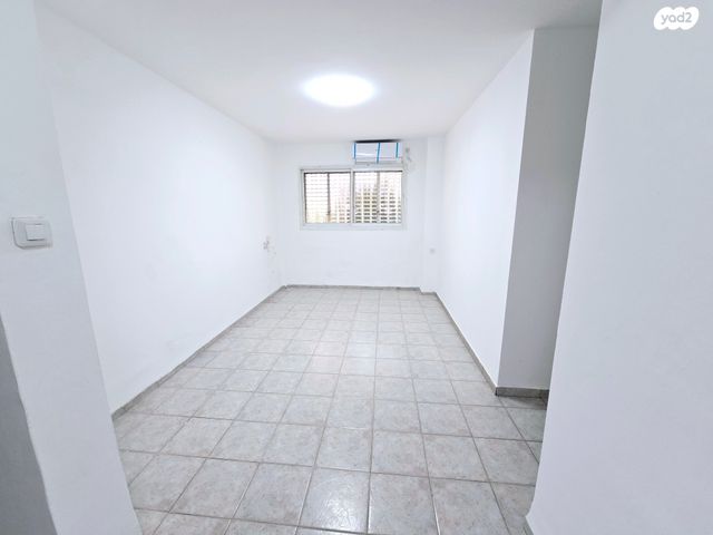 דירת גן, הצפצפות, טנה, כרמיאל