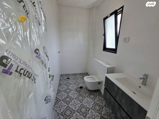 דירה, הכלניות, כלניות, טירת כרמל