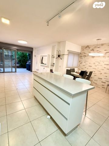 דירת גן, תור 4, כפר סבא הצעירה, כפר סבא