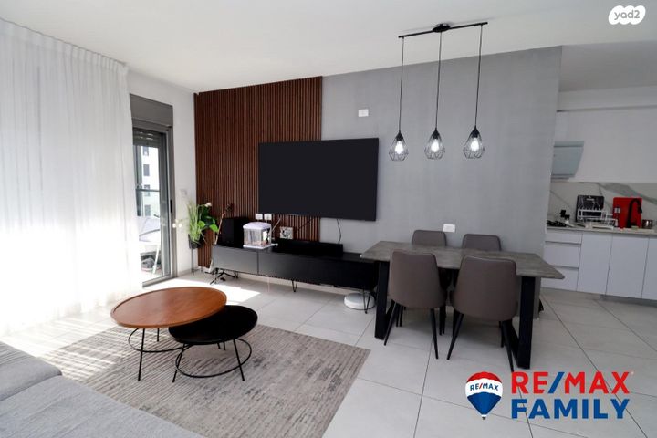 דירה, נעמי שמר 6, גלי ים, קרית ים