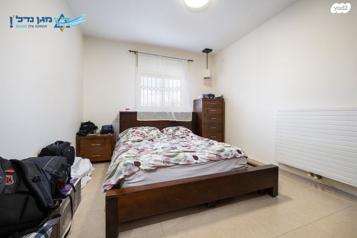 דירה, שאול אביגור, חומת שמואל, הר חומה, ירושלים