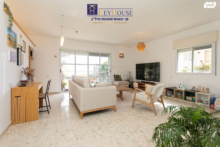 דירה, יקינטון, אחוזה, חיפה