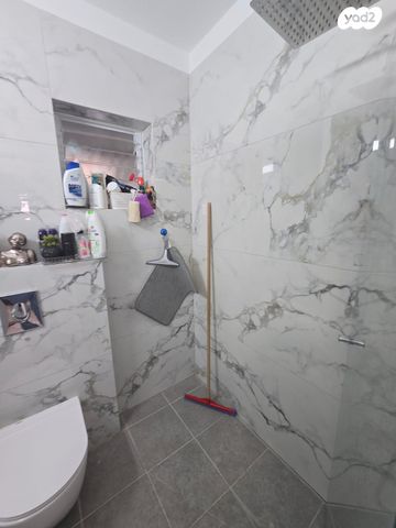 דירה, לוי אשכול, נאות שקד, נתניה