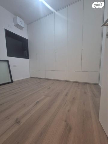 דירה, יעקב מוזר 4, הצפון החדש - כיכר המדינה, תל אביב יפו