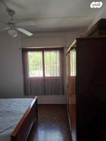 דירה, הגליל, המיסדים, כרמיאל