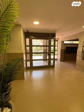 דירה, גולן, קרית ים