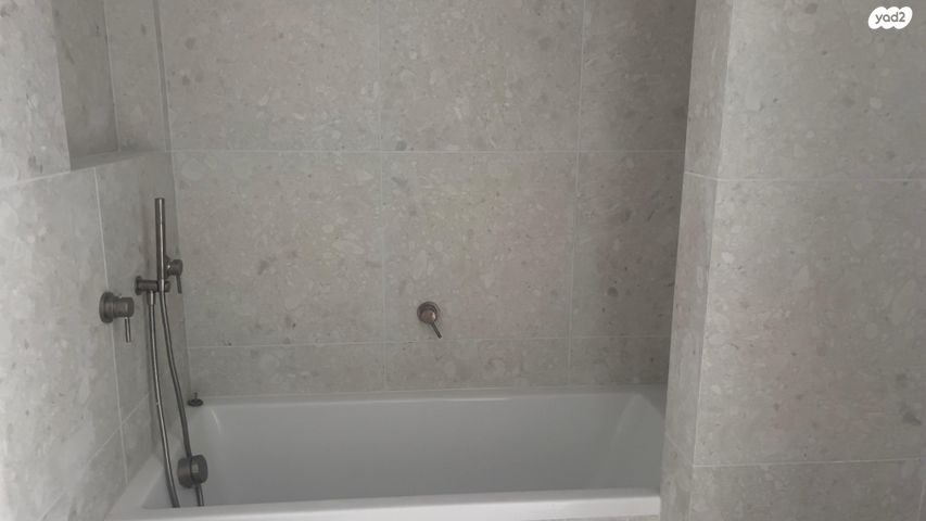 דירה, הירקון, תל אביב יפו