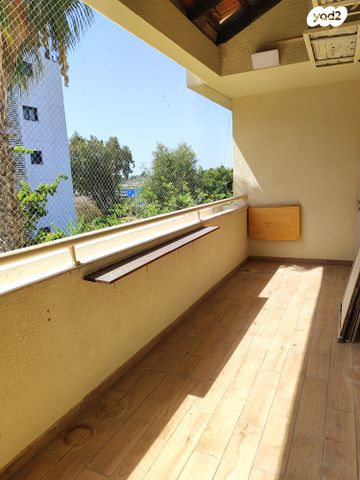 דירה, ארלוזורוב, פועלים א, כפר סבא