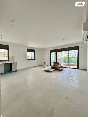 דירה, בר אילן, נווה דוד רמז, רעננה