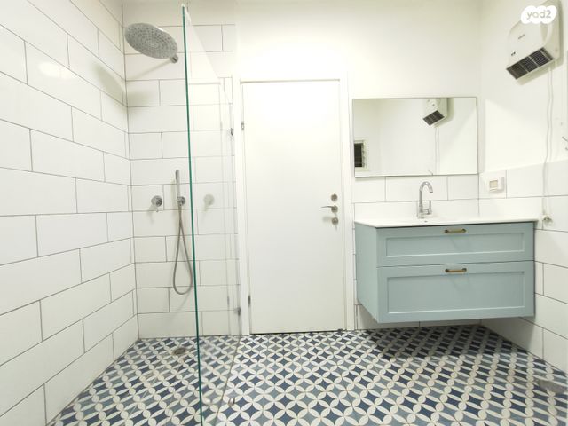 דירה, ארלוזורוב, פועלים א, כפר סבא