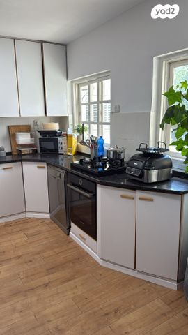 יהודה בורלא 