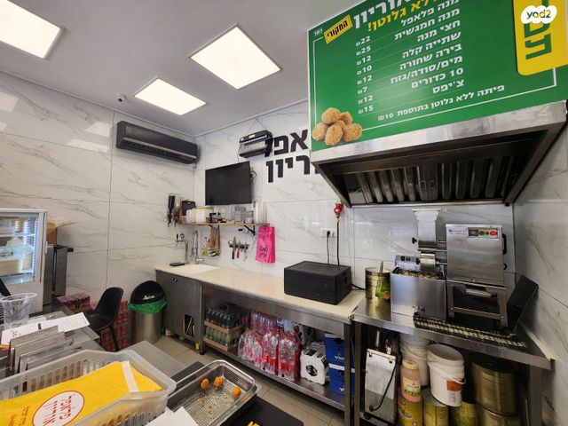 חנויות/ שטח מסחרי, הרצל, טירת כרמל