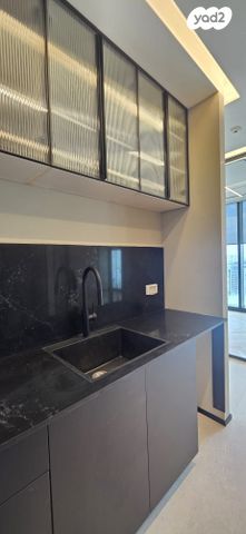 משרדים, פתח תקווה