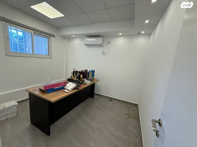 משרדים, רחבת הסיירים, יד אליהו, תל אביב יפו