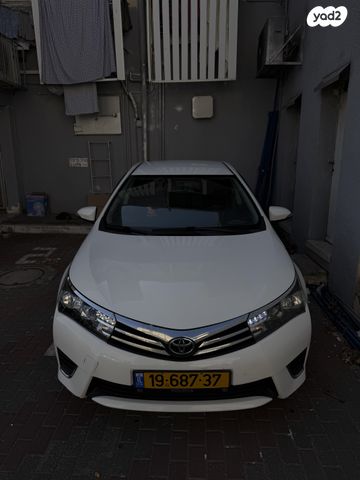 מודעת רכב טויוטה קורולה