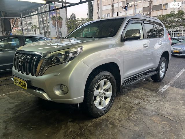 מודעת רכב טויוטה לנד קרוזר