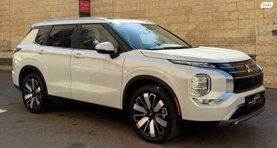 מיצובישי אאוטלנדר