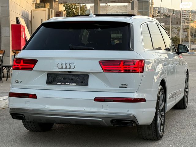 אאודי Q7