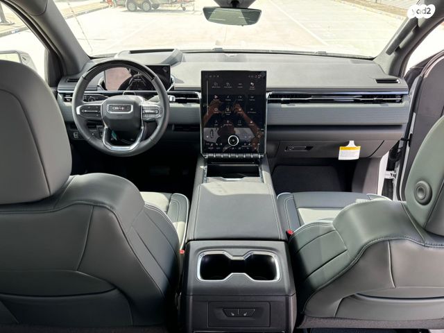 ג'י.אם.סי סיירה EV