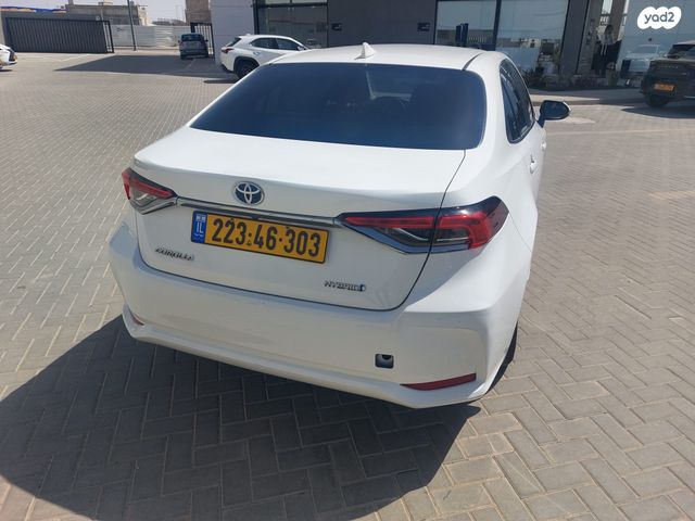 טויוטה קורולה